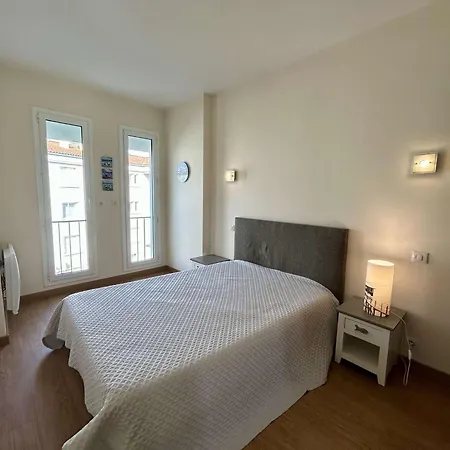 Familial En Hyper Centre De Royan, 6/8 Pers, Ascenseur - Fr-1-494-180 * Royan