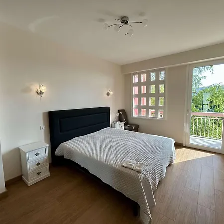 Familial En Hyper Centre De Royan, 6/8 Pers, Ascenseur - Fr-1-494-180 Appartement *