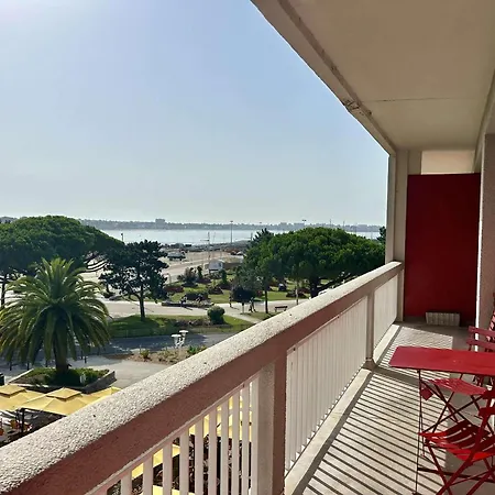 Appartement Familial En Hyper Centre De Royan, 6/8 Pers, Ascenseur - Fr-1-494-180